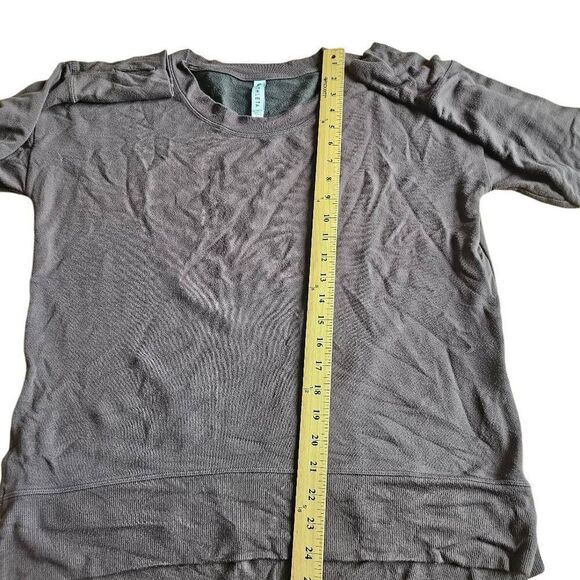 Athleta womens Sz M gray long sleeve Active light sweatshirt - Picture 5 of 6